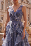 Elegancka sukienka na bal z tiulem w serek w kolorze Starry, Blue, Dusty Blue z falbanami w kształcie piętrówek