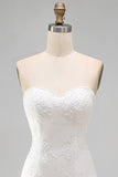 Ivory Sweetheart A-line aplikowana mini sukienka z falbanami