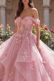 Różowa balowa suknia z odsłoniętymi ramionami z aplikacjami i falbanami – sukienka Quinceanera