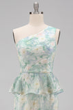 Jednoramieczna jasnozielona kwiatowa sukienka syreny