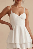Biała sukienka na zakończenie szkoły w stylu A A Line z ramiączkami spaghetti i falbanami