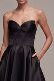 Gorset bez ramiączek: Linia A Little Black Dress z kieszeniami