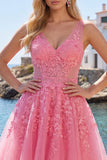 Sukienka Homecoming Homecoming o kolorze A-Line z kwiecistym dekoltem w serek