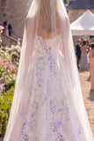 Białofioletowy kwiat A Line Gorset Sweep Train Beach Wedding Dress z welonami