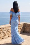 Mermaid Blue z falbanami w kwiatowej sukience z falbanami i aplikacjami