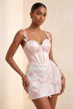 Bodycon blush gorset, aplikacja z perłami motylowymi i sznurowanymi na plecach, sukienka na homecoming z pasem