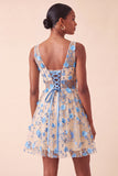 Sukienka na bal w kształcie litery w kształcie litery V i w kształcie litery A, z koronkowymi plecami