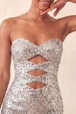 Sweetheart Fuchsia Keyhole Body, błyszcząca cekinowa sukienka na homecoming z rozcięciem