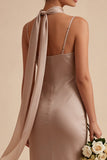 Sukienka maxi w kolorze syreny Dusty Rose Satin Spaghetti Straps i szalik na szyję