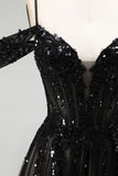 Cold Shoulder Black A-Line z cekinami z cekinami – długa sukienka na studniówkę z rozcięciem