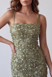 Olive Sequins, kwieciste aplikacje, ramiączka spaghetti, body-short koktajlowa sukienka koktajlowa