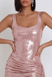 Różowy gorset, metaliczny bodycon, scoop neck, marszczona krótka sukienka koktajlowa z opadaniem