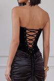 bodycon aksamitna sukienka koktajlowa bez ramiączek i marszczkami