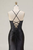 koralikowa syrena z marszczkami, długa sukienka balowa z rozcięciem