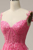 Załaduj obraz do przeglądarki galerii, Linia Z Ramienia Gorąca Różowa Długa Sukienka Na Studniówkę Z Aplikacjami