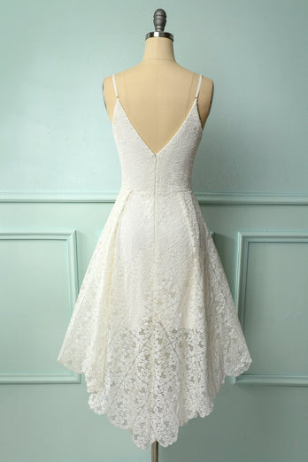 Biała Asymetryczna Sukienka z Koronką