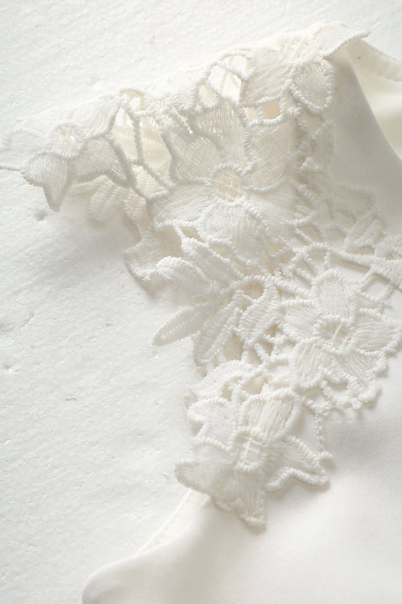 Załaduj obraz do przeglądarki galerii, Biała Sukienki Lata 50 z Koronki