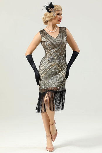 Sukienka Gatsby z lat 20.