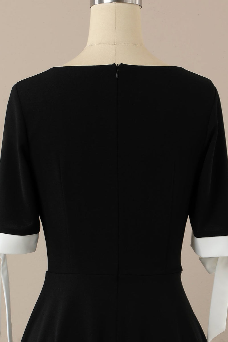 Załaduj obraz do przeglądarki galerii, Czarna sukienka swingowa z lat 50.
