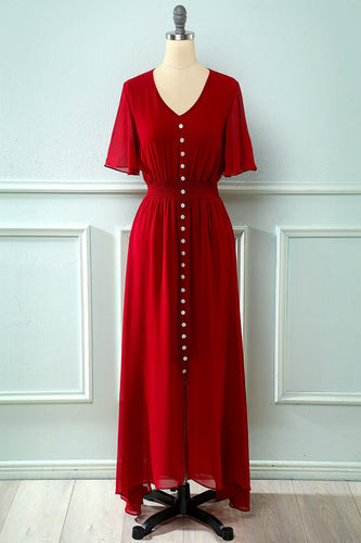 Czerwona sukienka z dekoltem w serek
