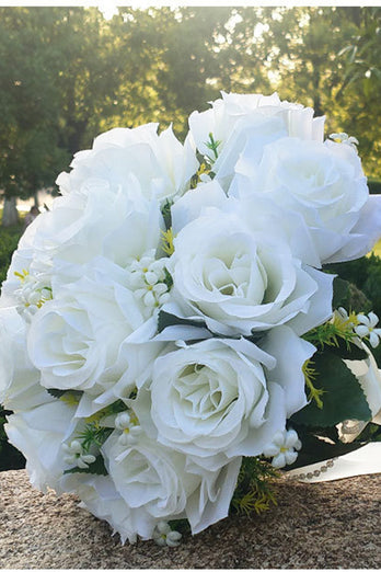 Bukiet druhny z białą różą