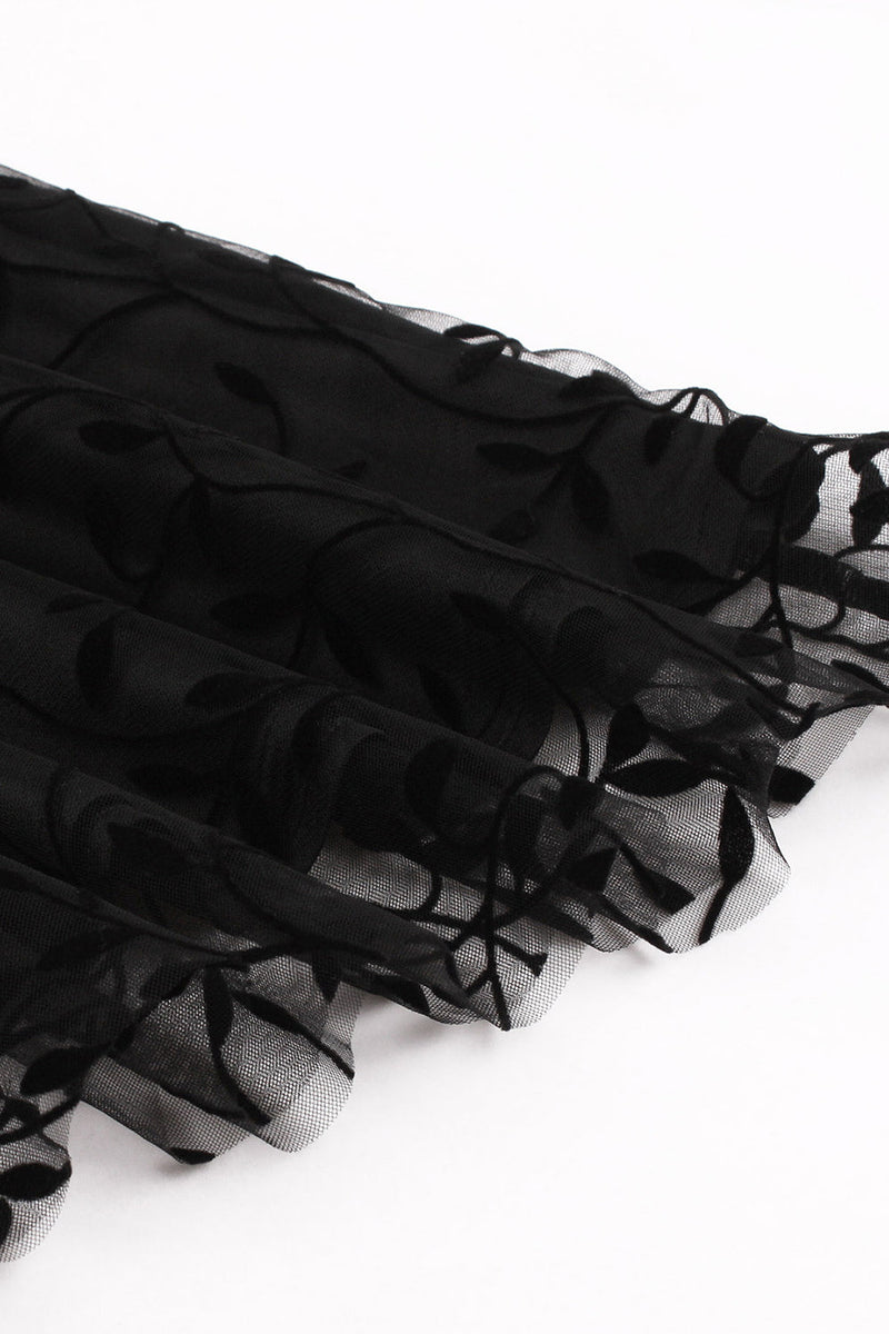 Załaduj obraz do przeglądarki galerii, Czarna Koronkowa Sukienka Vintage