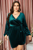 Plus Size Ciemnozielona Aksamitna Sukienka