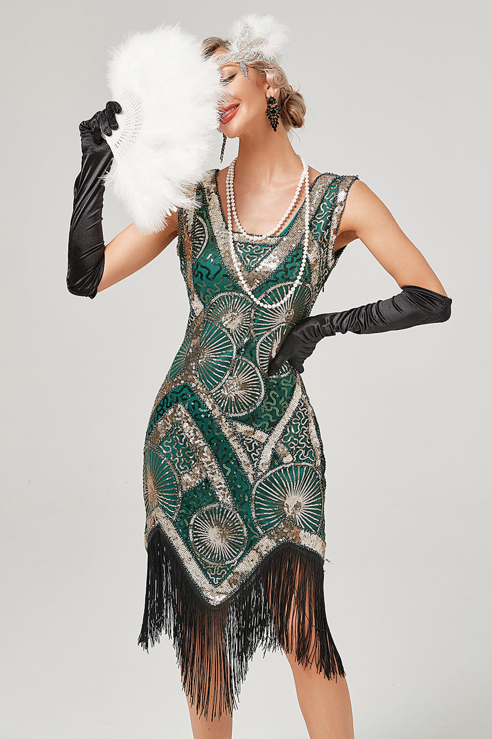 Ciemnozielona sukienka Flapper z 1920 roku z frędzlami