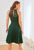 Załaduj obraz do przeglądarki galerii, Zielona Sukienki Lata 50 z Koronki