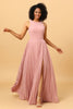 Załaduj obraz do przeglądarki galerii, Różowa Szyfonowa Sukienka Dla Druhny Z Rozcięciem