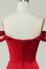 Załaduj obraz do przeglądarki galerii, Czerwony z ramienia asymetryczny obcisły krótki homecoming sukienka