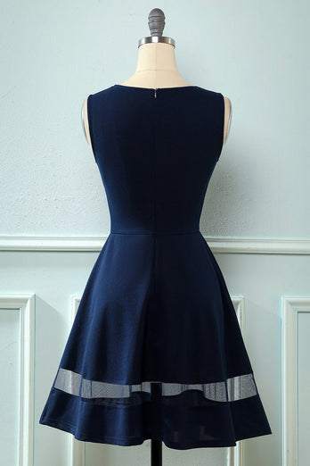 Granatowa sukienka swingowa z lat 50.