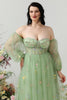 Załaduj obraz do przeglądarki galerii, Linia Z Ramienia Zielona Sukienka Na Studniówkę Plus Size Z Haftem