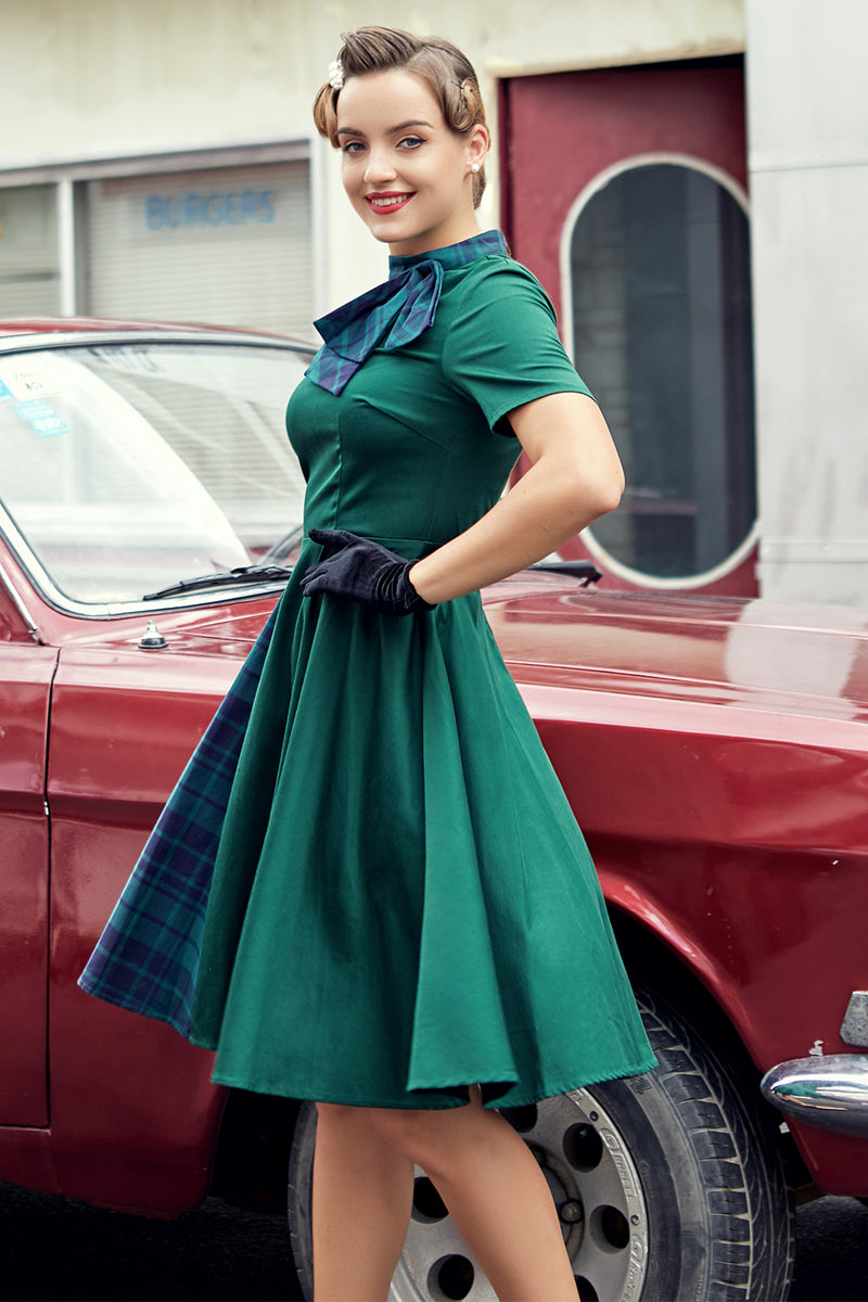 Załaduj obraz do przeglądarki galerii, Zielona Sukienka Vintage Swing z Pledu w stylu lat 50-tych
