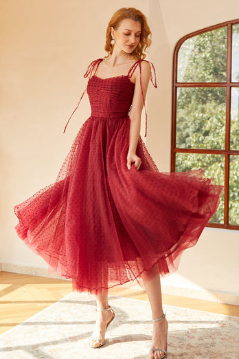 Czerwona Sukienki W Groszki na Studniówkę