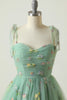Załaduj obraz do przeglądarki galerii, Zielona krótka sukienka A-Line Homecoming z haftem