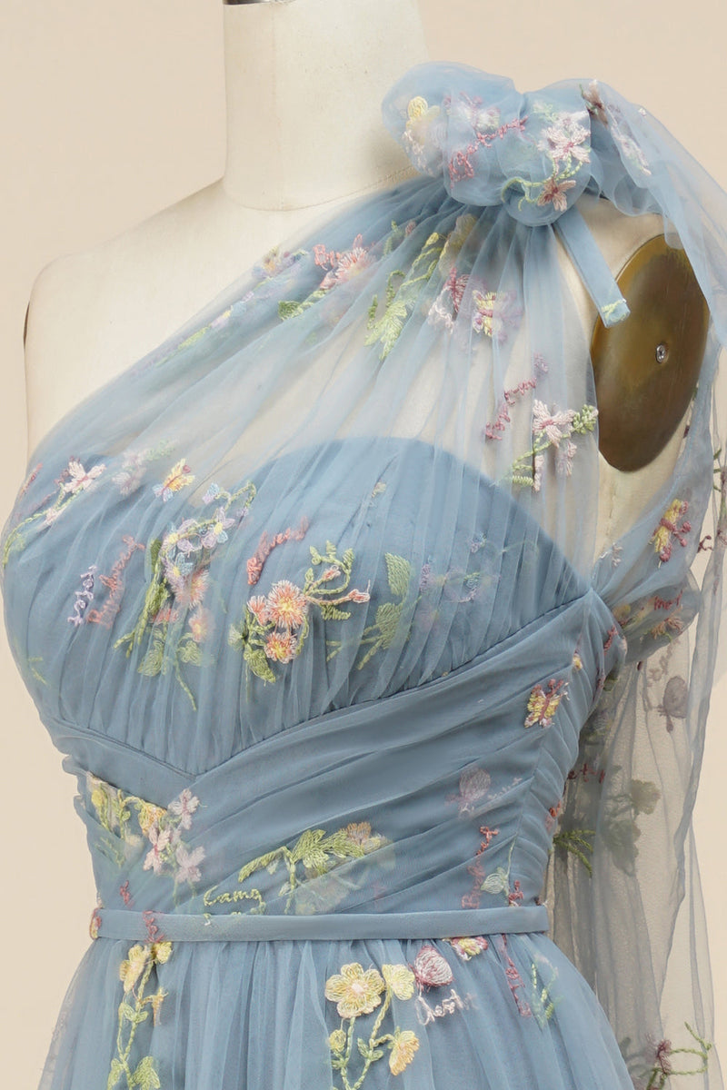 Załaduj obraz do przeglądarki galerii, Fioletowa Długa Sukienka Na Studniówkę Z Haftem