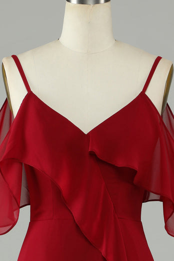 Asymetryczna Zimna Shoudler Burgundia Długa Sukienki Dla Druhny Z Marszczeniami