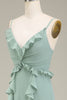 Załaduj obraz do przeglądarki galerii, Eukaliptusowa Szyfonowa Sukienki Dla Druhny Z Dekoltem W Szpic Z Falbankami