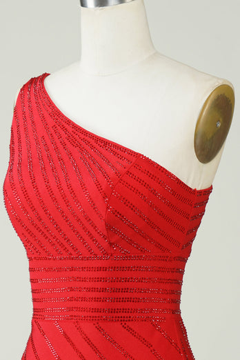 Błyszcząca czerwona krótka sukienka na jedno ramię z koralikami