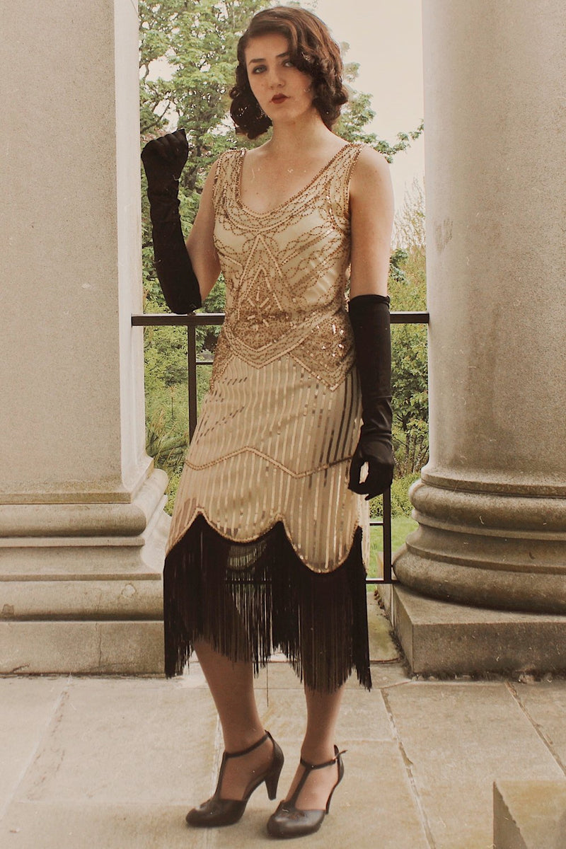 Załaduj obraz do przeglądarki galerii, Szampańska Sukienka z Cekinami w stylu lat 20-tych z Frędzlami