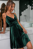 Załaduj obraz do przeglądarki galerii, Spaghetti Paski Dark Green Velvet Krótka sukienka imprezowa