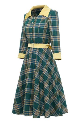Zielona sukienka w kratę w stylu vintage