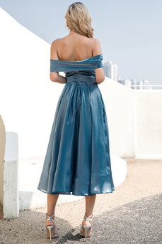 Niebieska Sukienka z Odkrytymi Ramionami na Studniówkę