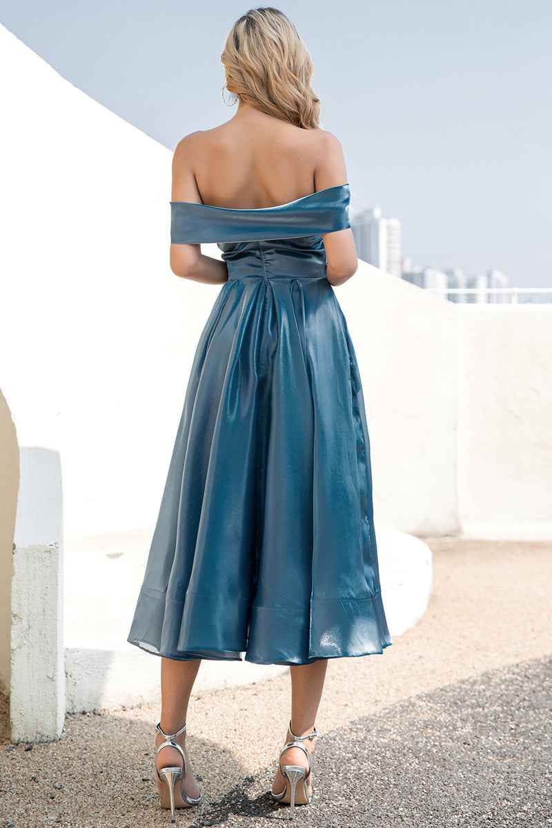 Załaduj obraz do przeglądarki galerii, Niebieska Sukienka z Odkrytymi Ramionami na Studniówkę