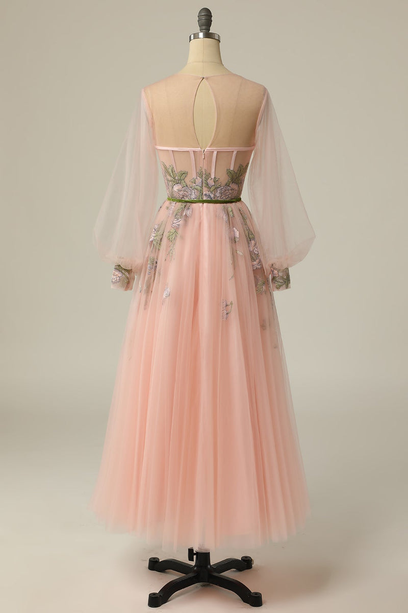 Załaduj obraz do przeglądarki galerii, Różowa Długa Sukienka na Studniówkę z Haftem