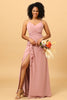Załaduj obraz do przeglądarki galerii, Różowa Szyfonowa Cienkich Ramiączkach Sukienka Dla Druhny